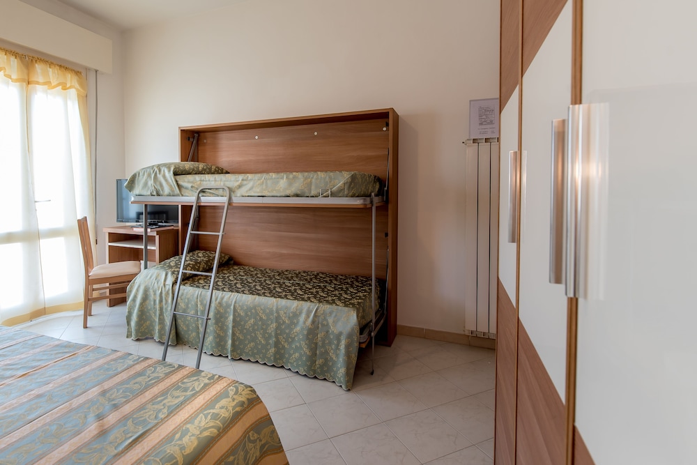 Family Room, Multiple Beds, Balcony, Courtyard Area