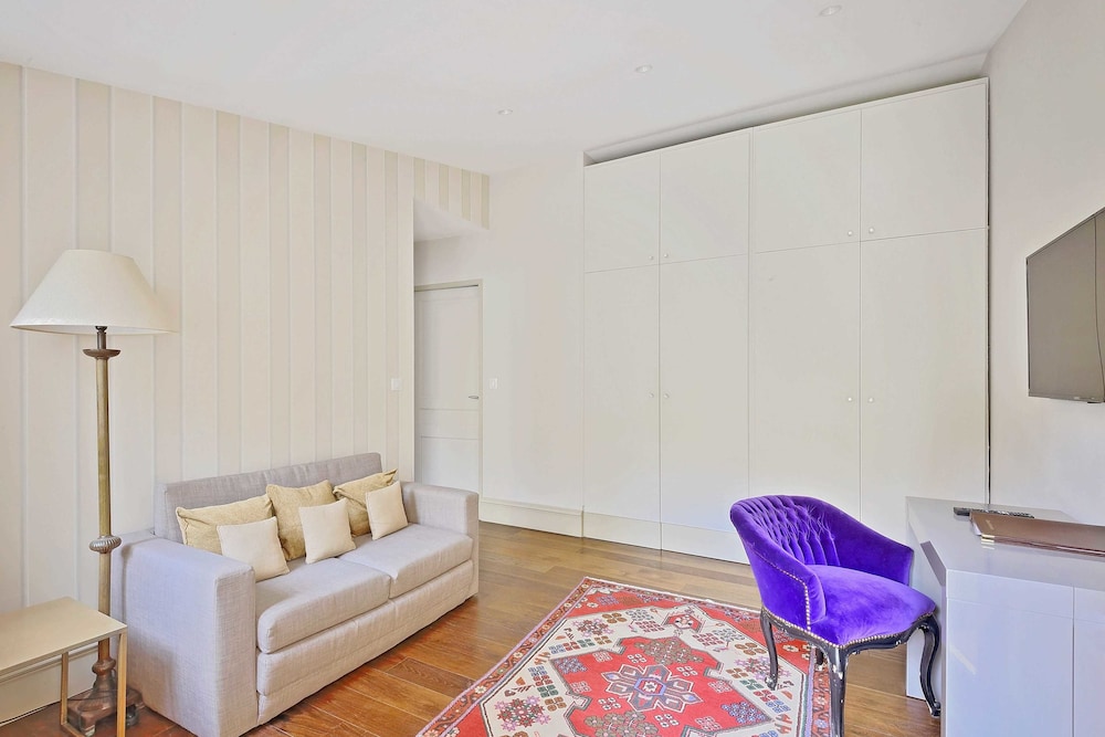 Apartment photo 3
