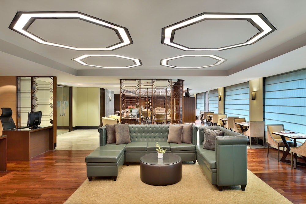 Club Suite, 1 Bedroom photo 2