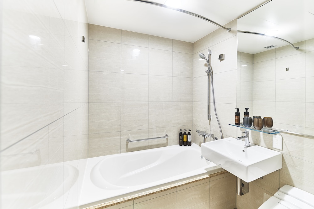 Standard Single Room, Smoking (Electronic Cigarette Only) photo 2