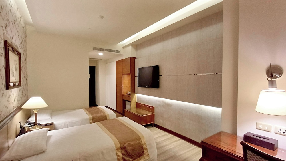 Economy Twin Room photo 3