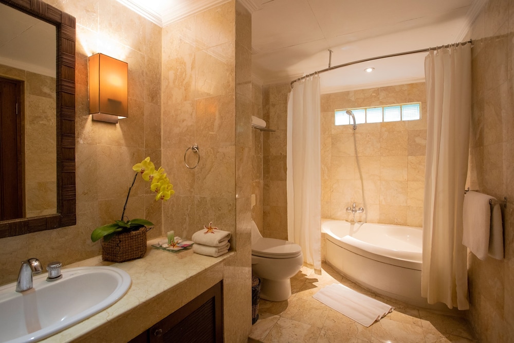 Junior Suite (Free Daily Beer Bucket) - Photo 6