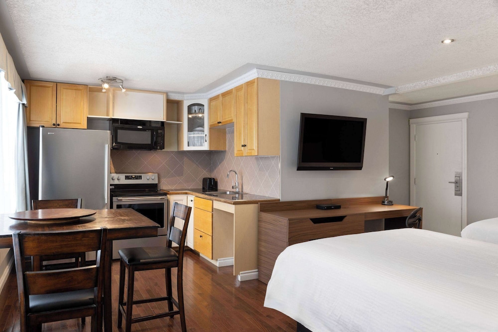Family Suite, Multiple Beds, Non Smoking - Photo 6