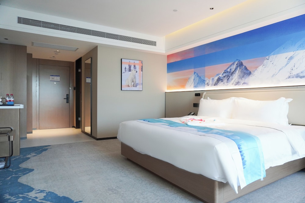Business Double Room, 1 King Bed photo 3