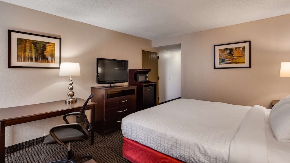 Standard Room, 1 Queen Bed, Accessible, Non Smoking photo 3