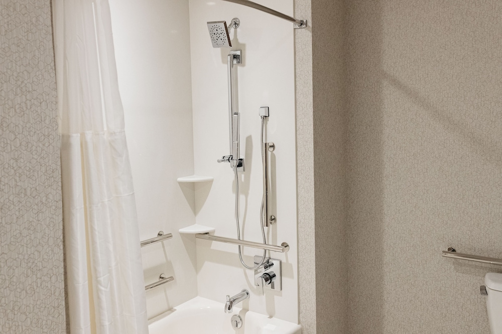 Studio Suite, 2 Queen Beds, Accessible, Bathtub photo 2