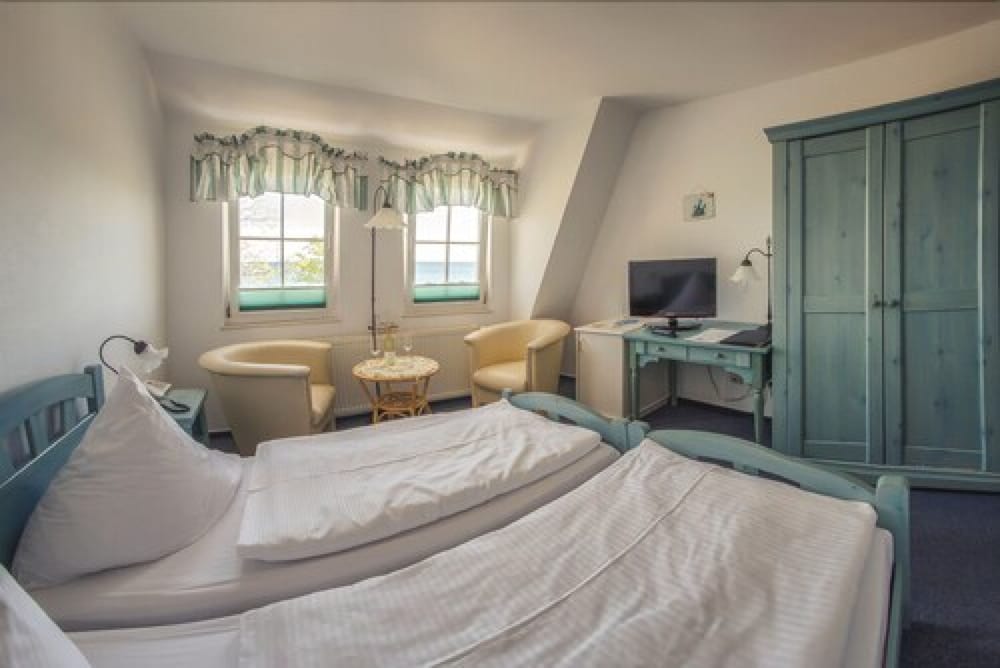 Double Room Single Use, Ocean View photo 1