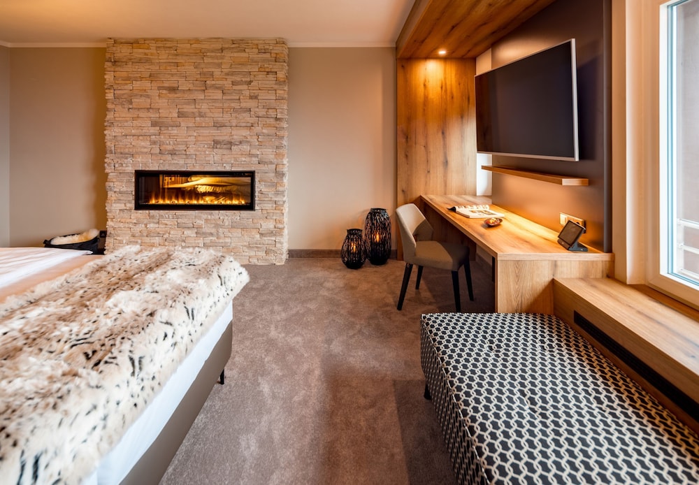 Deluxe Double Room, Valley View photo 3
