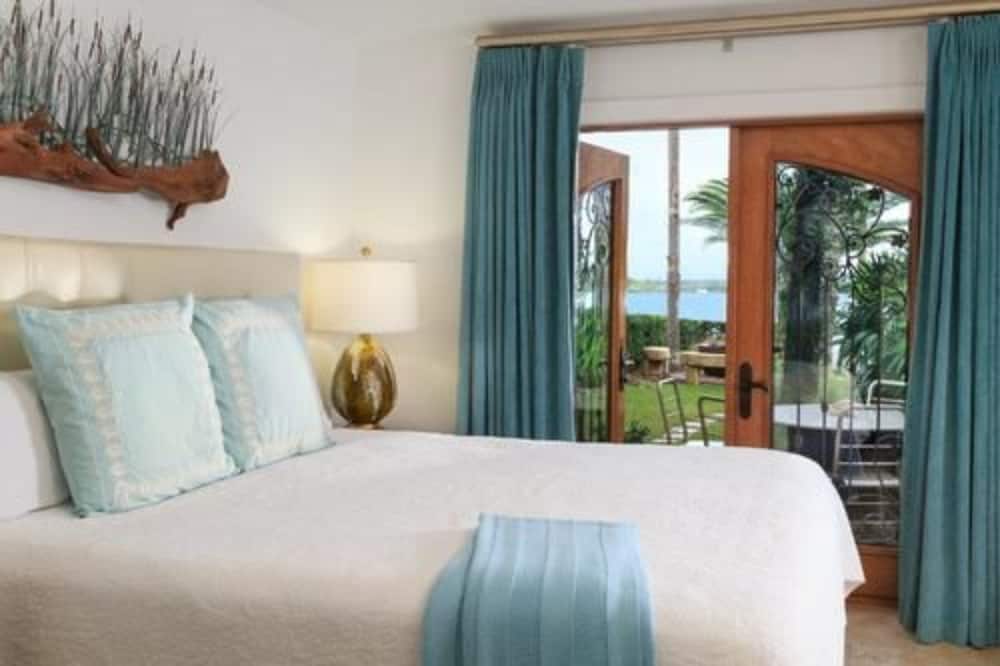 Bay View Suite