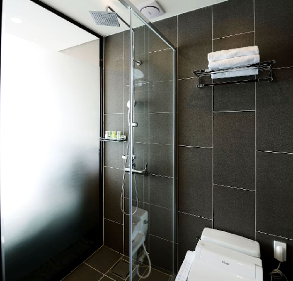 Deluxe Twin Room, 2 Twin Beds, Non Smoking photo 2