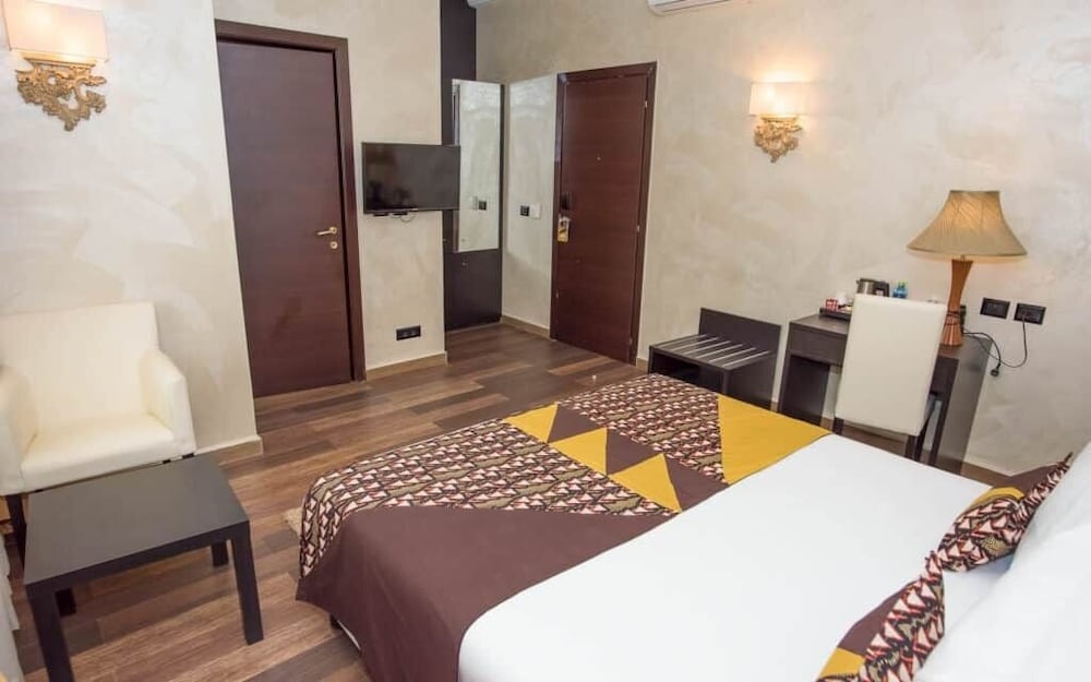 Executive Room