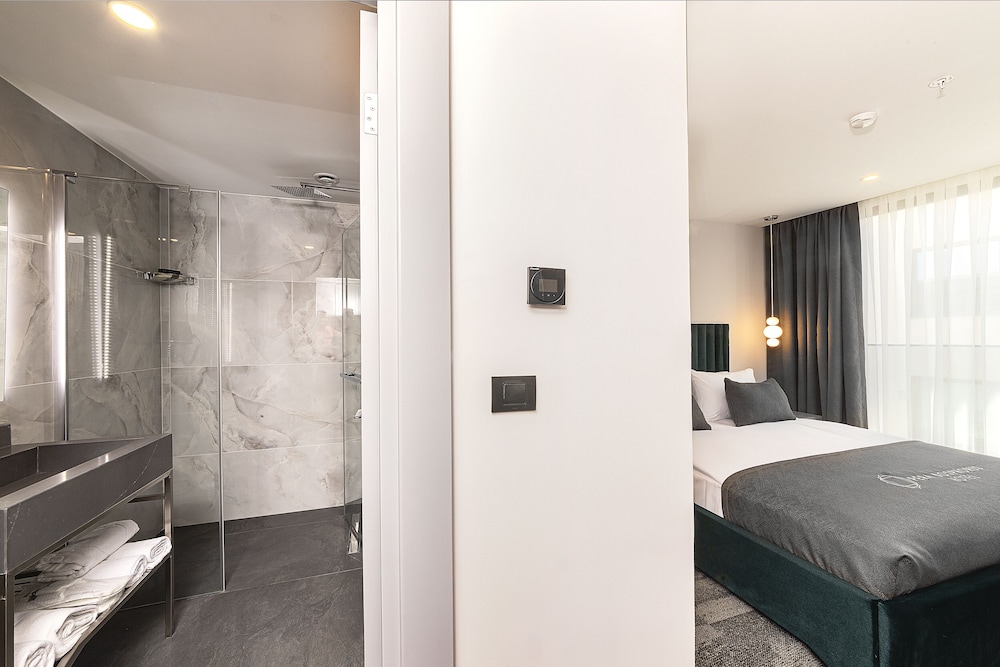Standard Room photo 3