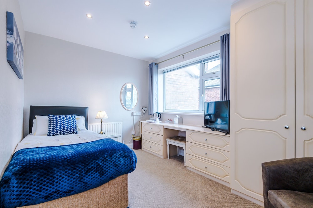 Premium Single Room, Shared Bathroom photo 3