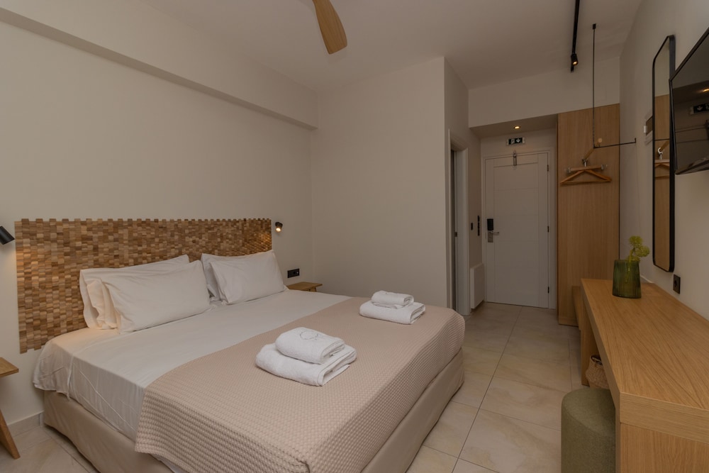 Double Room, Partial Sea View photo 3
