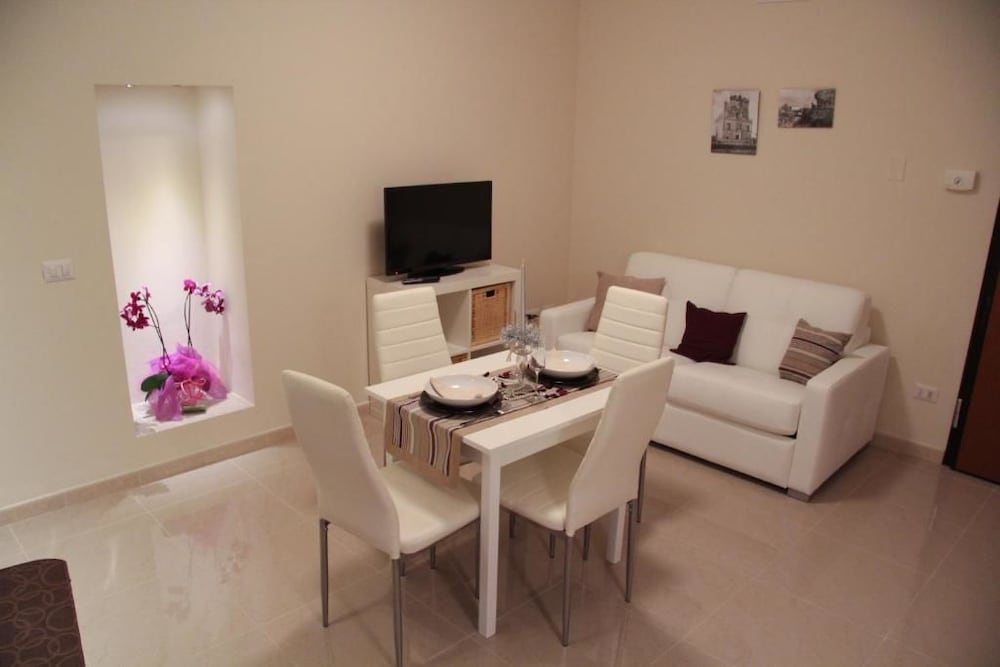 Comfort Apartment, 1 Bedroom photo 2