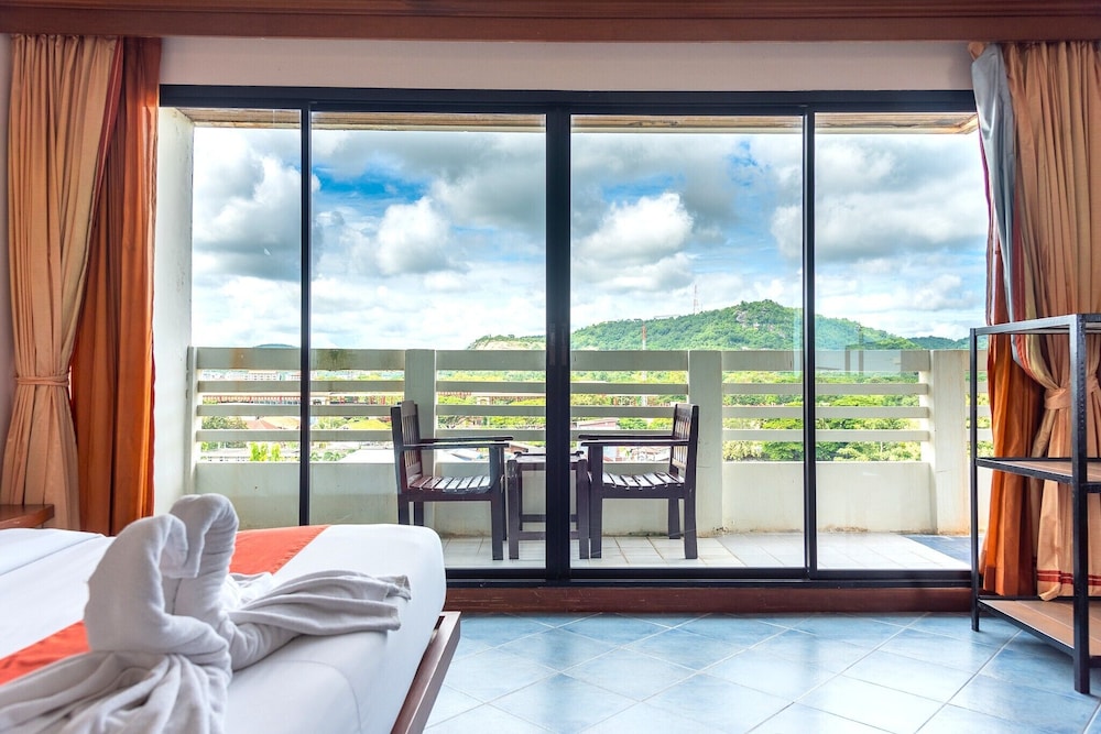 Premier Double Room - Photo 21