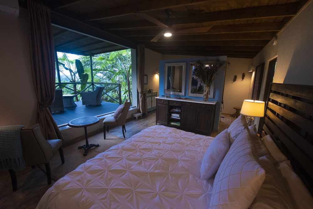 Deluxe Cabin, 1 King Bed, Terrace, Garden View