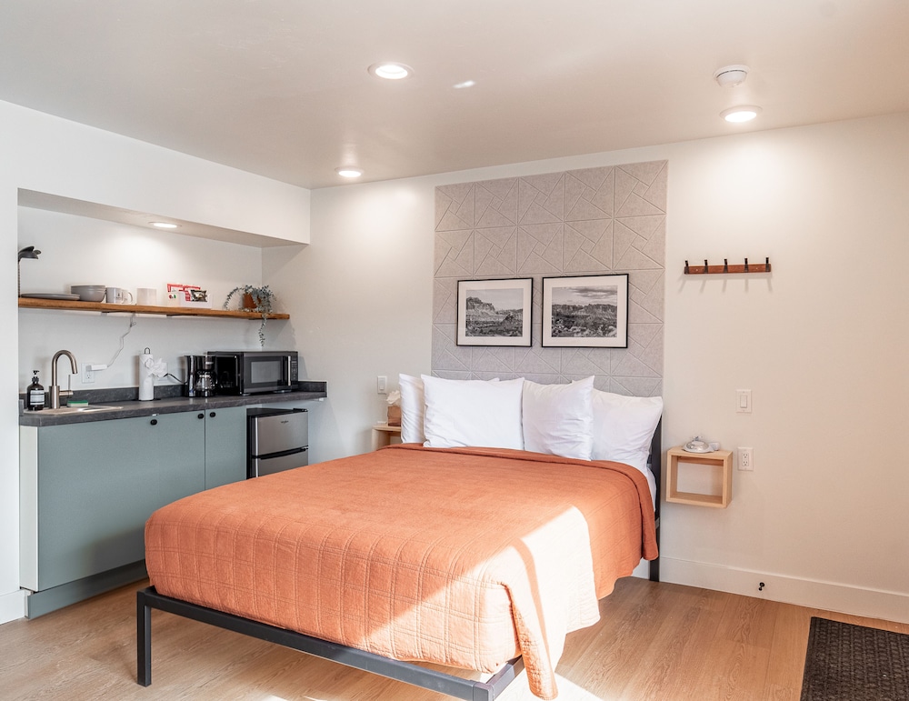 Basic Room photo 3