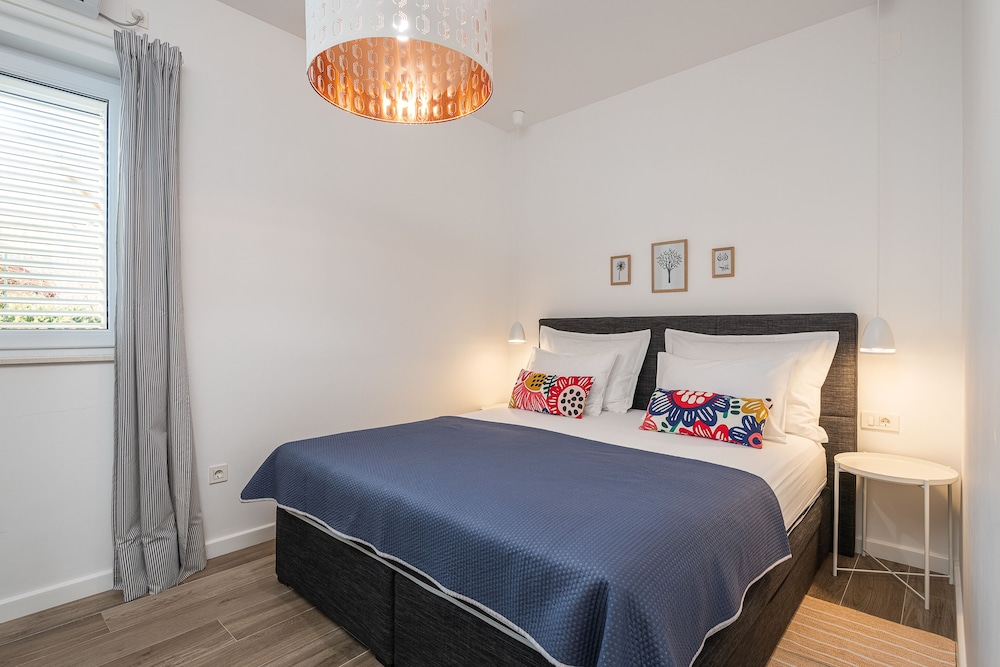 Gallery Apartment, 2 Bedrooms, Sea View (Comfort_Plavi)