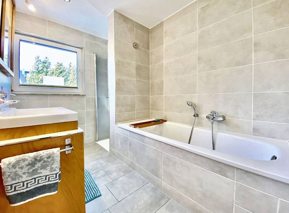 Apartment, Private Bathroom photo 3