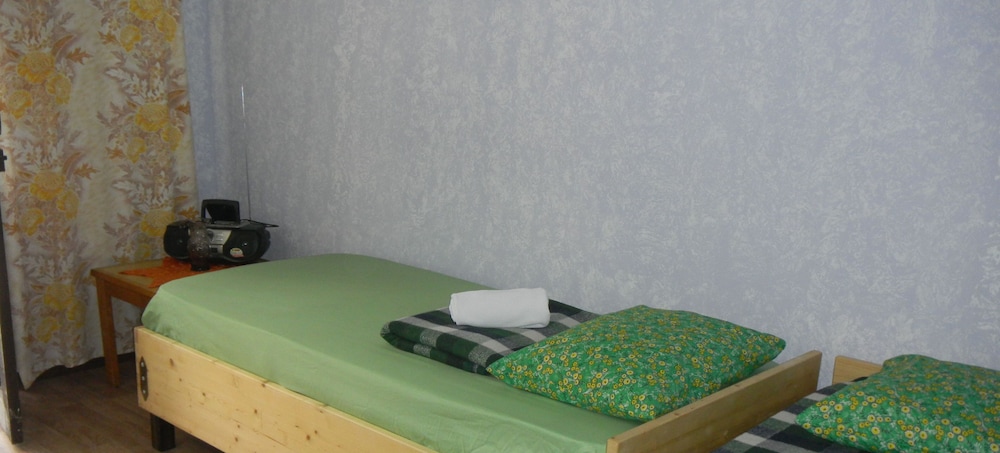 Basic Twin Room photo 1