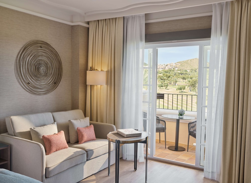 Room, 2 Twin Beds, Terrace, Golf View