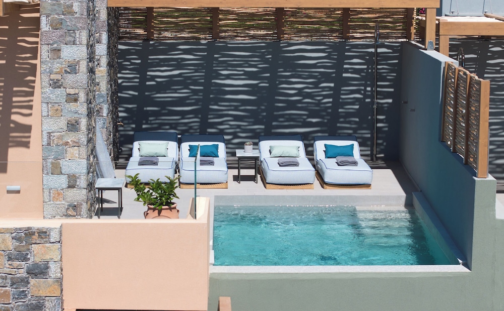 Grand Suite with Private Pool &amp; Outdoor living area - Sea View - Photo 12
