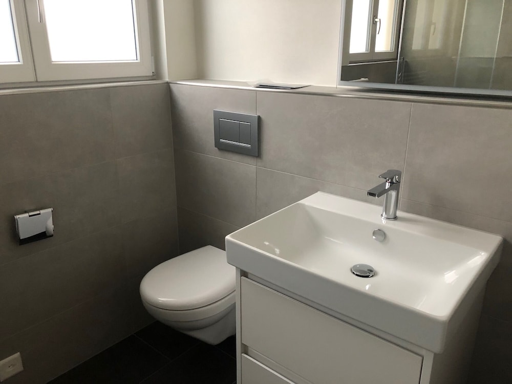Apartment (Breithornview) thumbnail 5