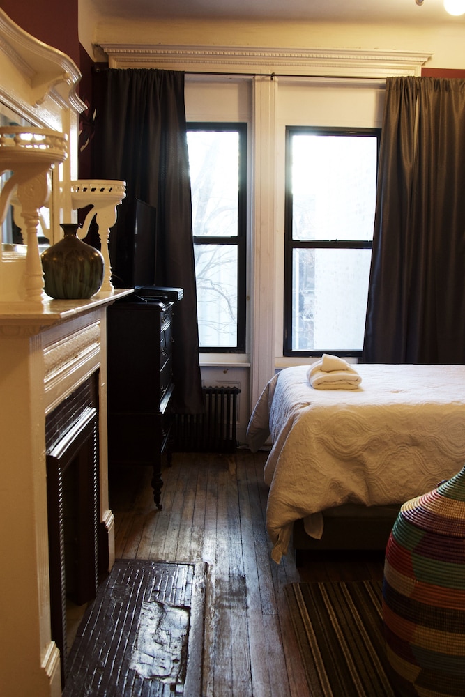Standard Double Room, Private Bathroom, Garden View (Zora Neale Hurston) photo 1