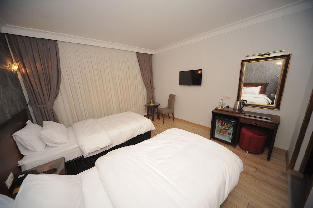 Standard Twin Room photo 3