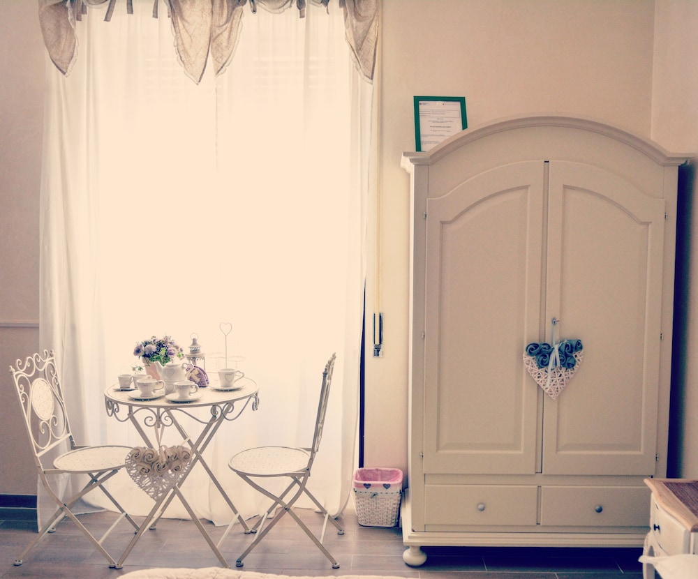 Triple Room, Private Bathroom photo 2