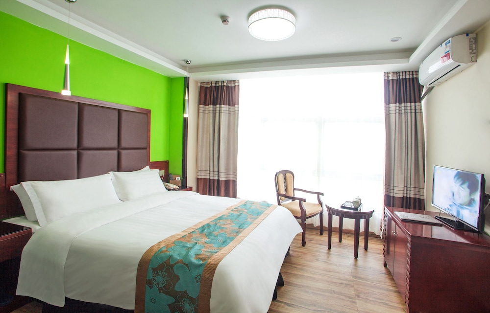 Superior Business Queen Room-Chinese Citizen Only