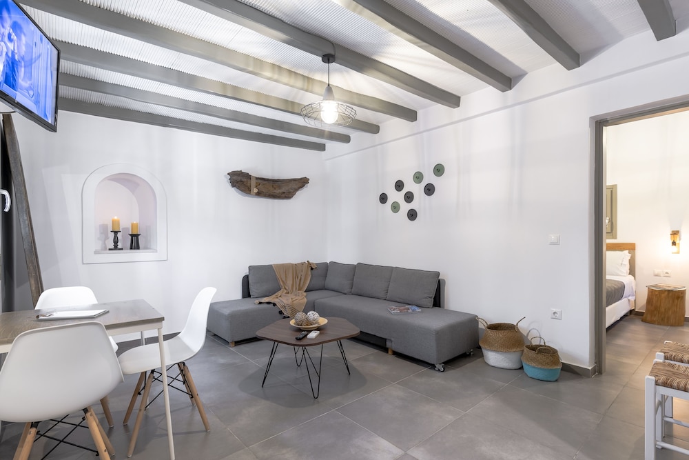 Superior Apartment (For 4)