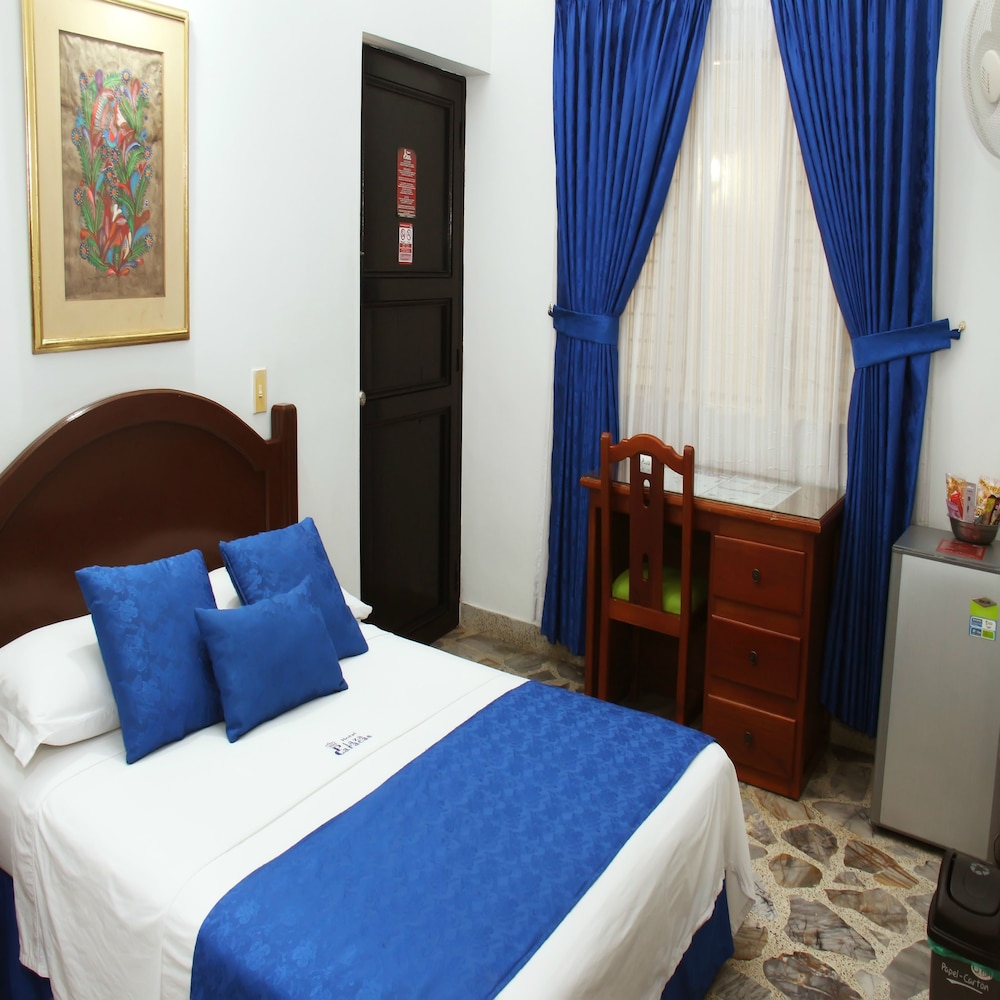 Classic Double Room, 1 Queen Bed, Non Smoking