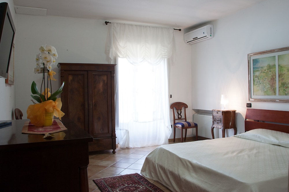 Classic Double Room, 1 Bedroom photo 1