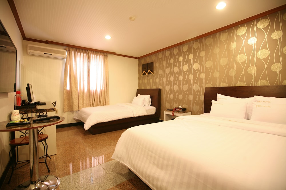 Deluxe Twin Room - Photo 3