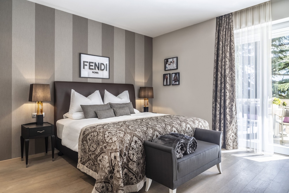 Suite (Fendi)