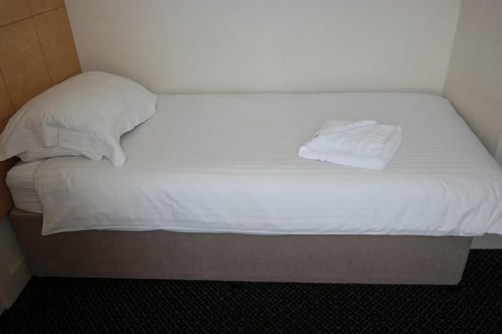 Single Room - Photo 7