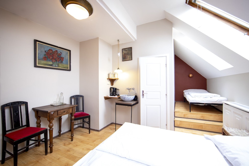 Triple Room (Ensuite)