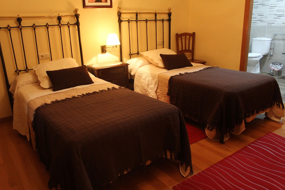 Twin Room (A Chairiña) photo 3