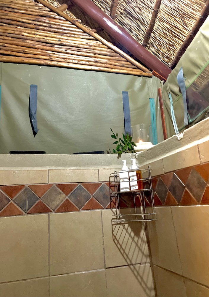 Hideaway Cottage photo 3