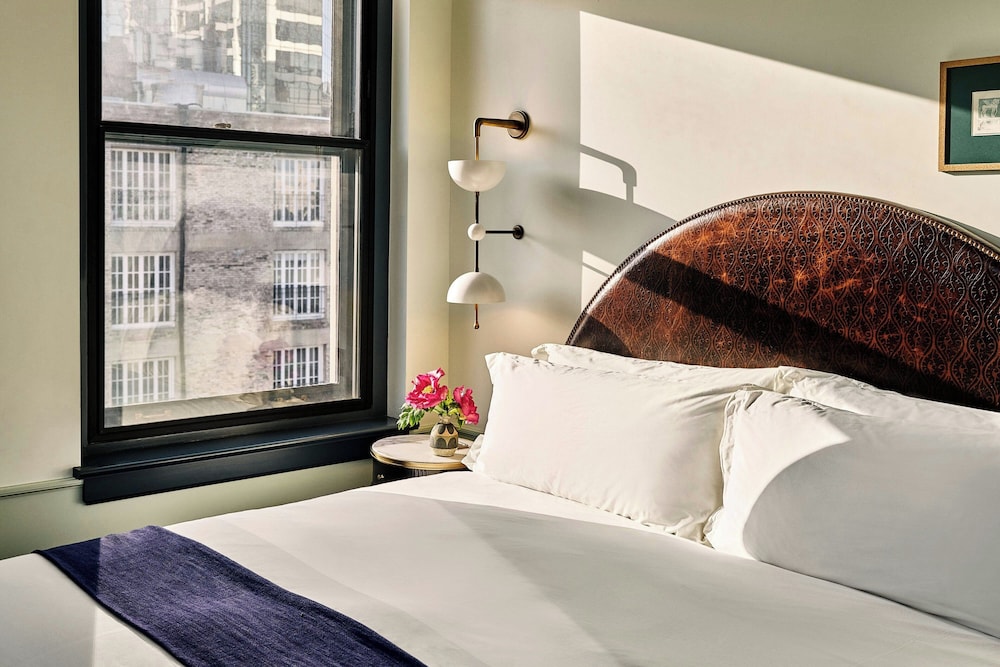Suite, 1 Bedroom, City View (Mobility Accessible, Tub)