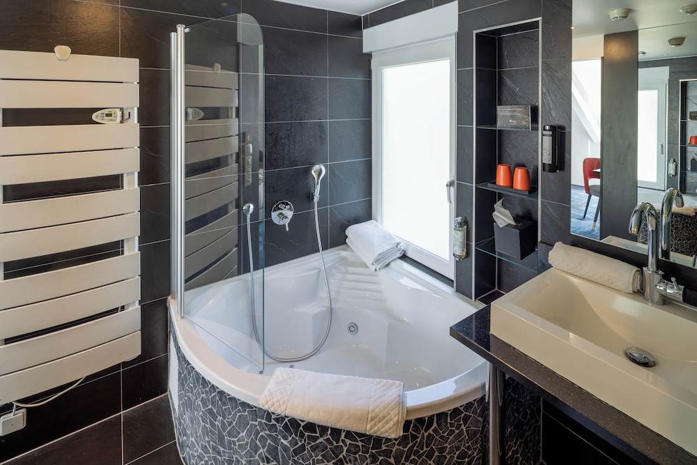 Deluxe Double Room (Bain Spa) - Photo 8