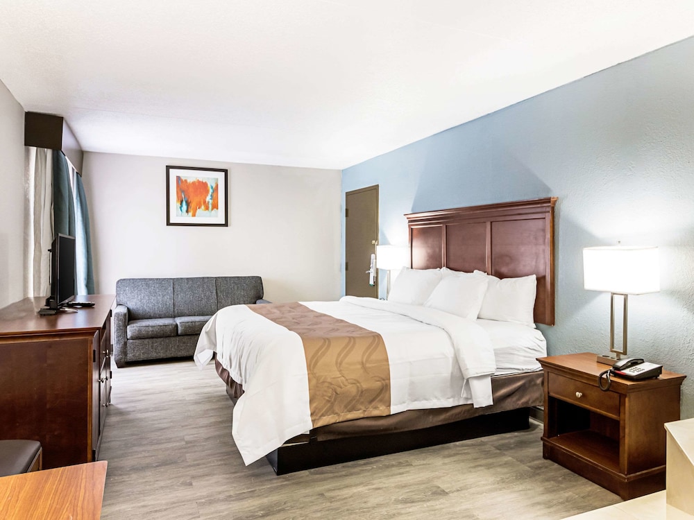 Suite, 1 King Bed, Non Smoking