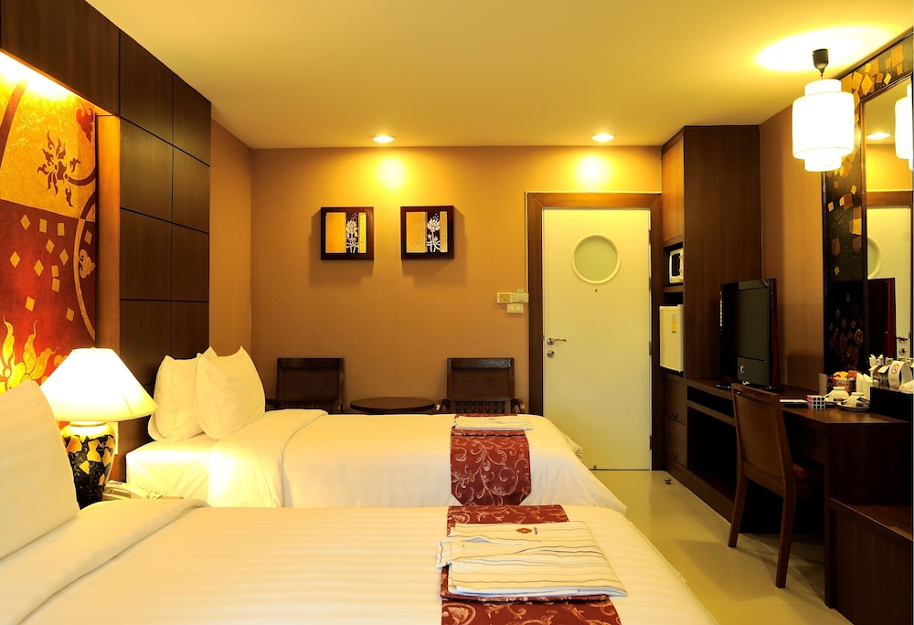 Deluxe Twin Room photo 2