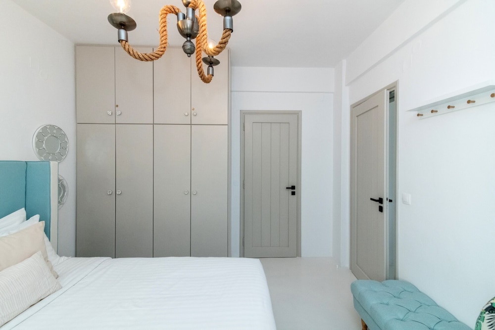 Luxury Villa photo 2