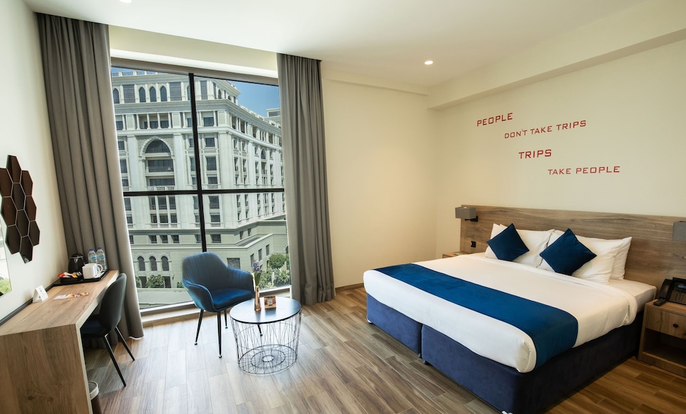 Deluxe room with Sofa bed (includes 25% off F&B) photo 1