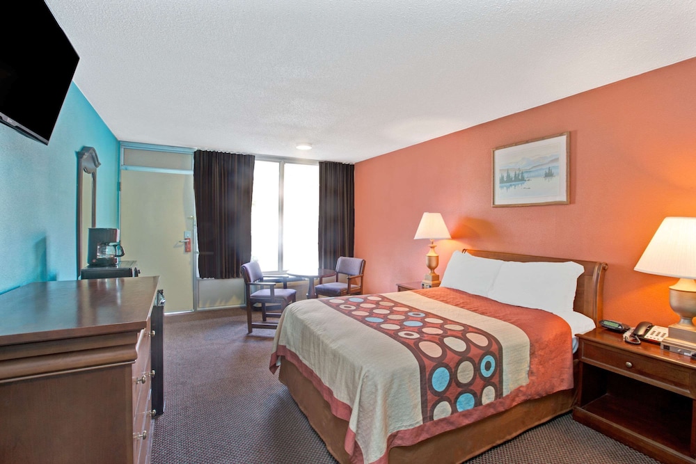 Room, 1 Double Bed, Accessible, Non Smoking (Mobility Accessible) photo 1