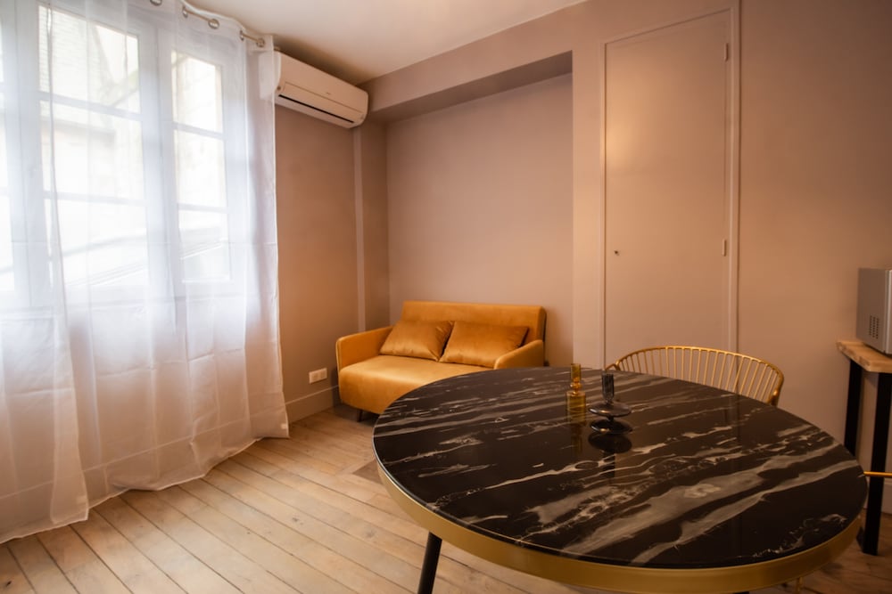Apartment photo 3