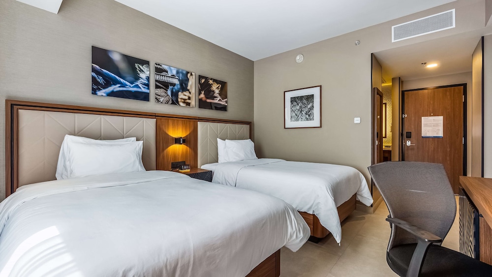 Twin Room, 2 Twin Beds, Refrigerator
